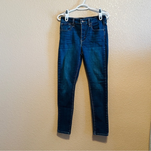 Levi's Skinny Jeans | Pants - Picture 1 of 4